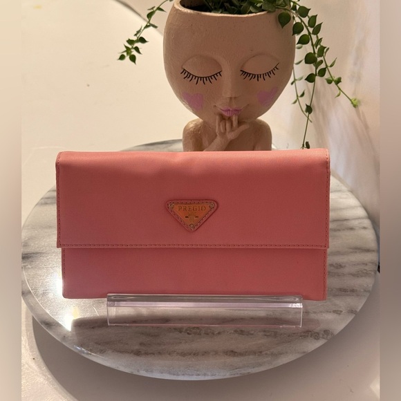 NWT Pregio Women’s Peach Color Wallet CC Slips, ID Slip, Bill Slip Snap Closure - Picture 1 of 16